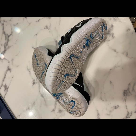 Nike Air Zoom Pulse - Picture 4 of 4